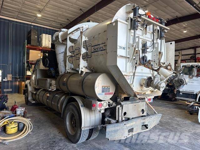 Sterling L7500 Vakuumski tovornjaki