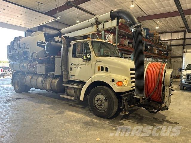 Sterling L7500 Vakuumski tovornjaki