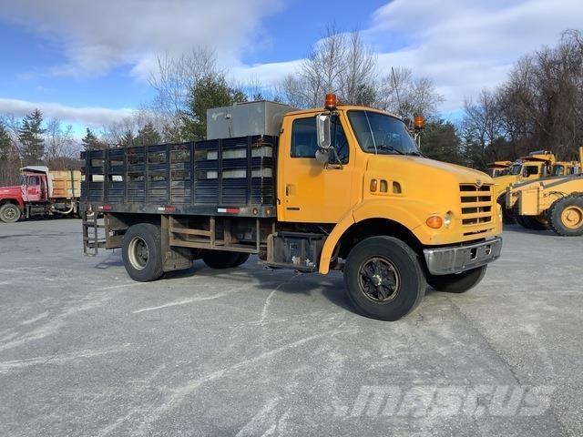 Sterling L7500 Tovornjaki s kesonom/platojem