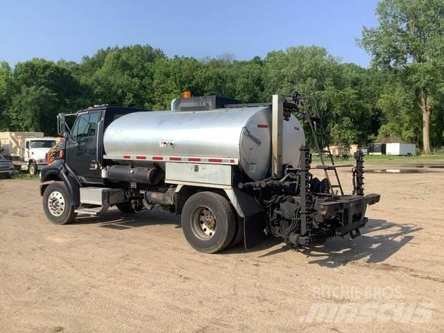 Sterling L8500 Avtomešalci za beton