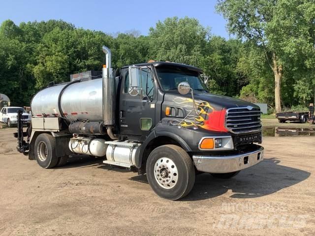 Sterling L8500 Avtomešalci za beton