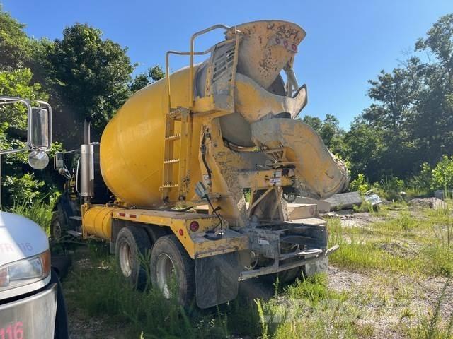 Sterling L9500 Drugi tovornjaki