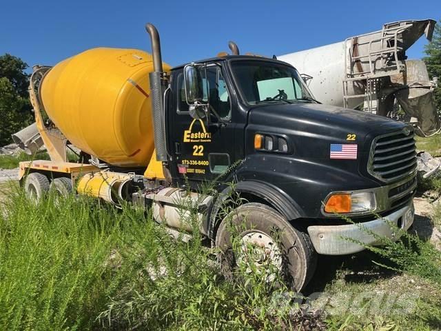 Sterling L9500 Drugi tovornjaki