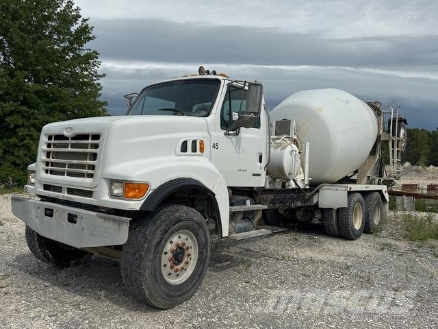 Sterling L9500 Drugi tovornjaki