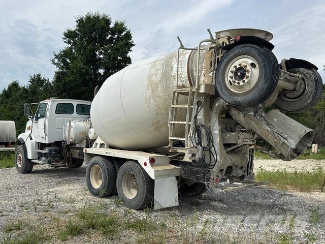 Sterling L9500 Drugi tovornjaki
