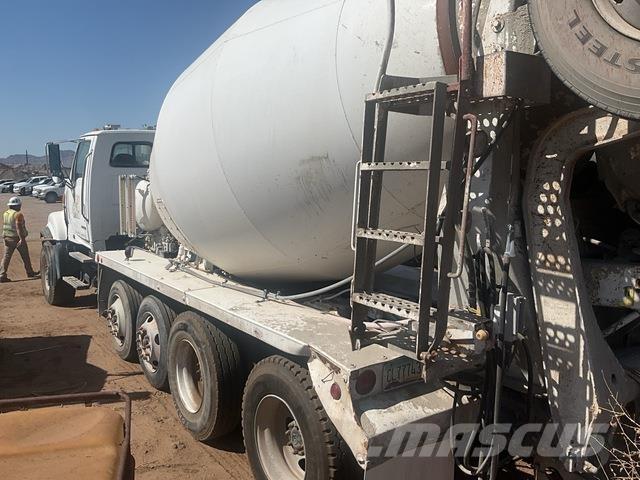 Sterling L9500 Other trucks