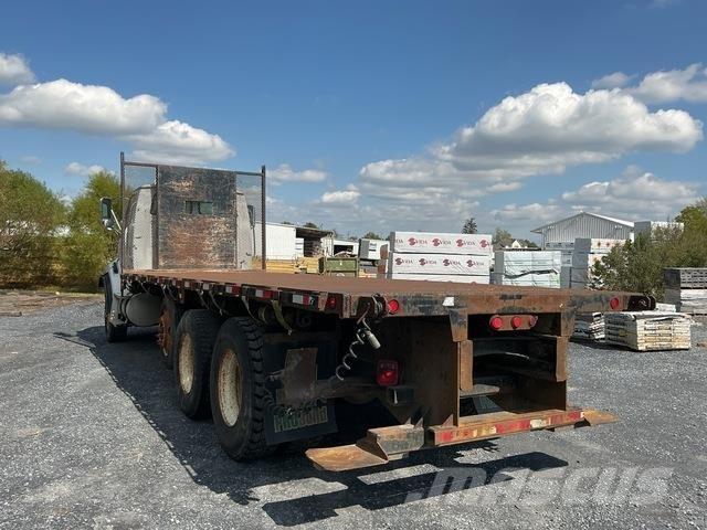 Sterling L9500 Tovornjaki s kesonom/platojem