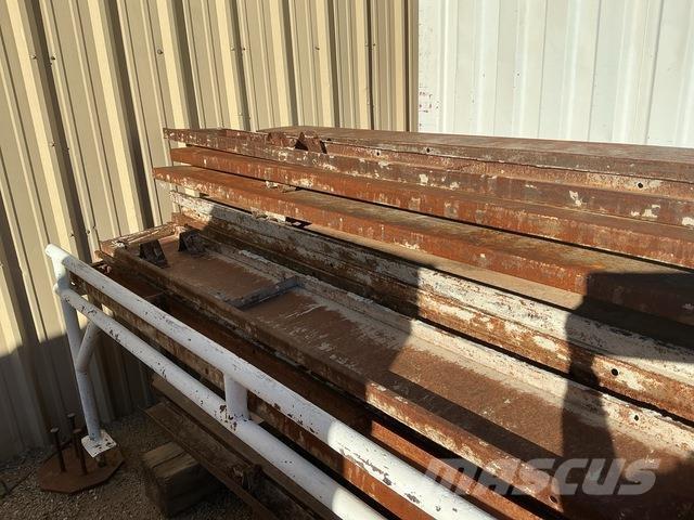 Symons  Pripomočki za betonska dela