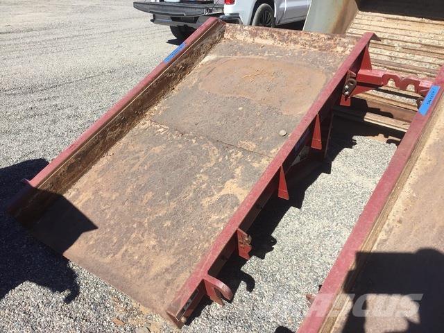  Syntron MF400 Hranilnice