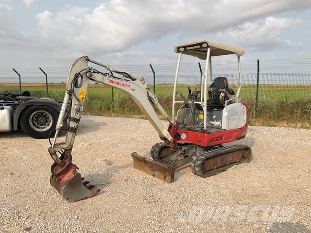 Takeuchi TB216 Mini bagri <7t