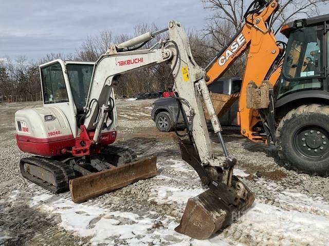 Takeuchi TB240 Bagri goseničarji