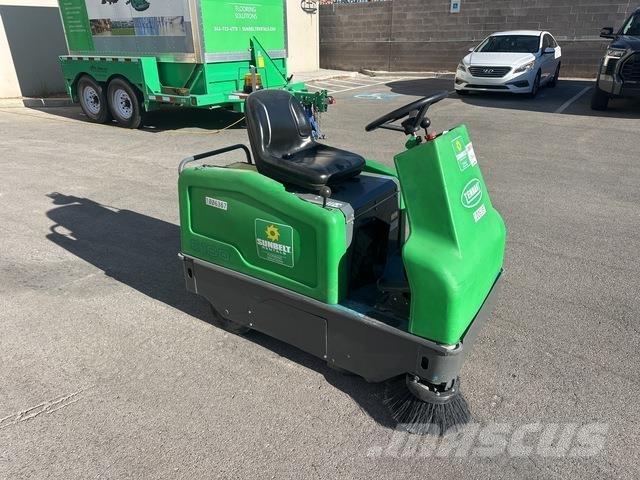 Tennant 6100 Stroji za notranje pometanje
