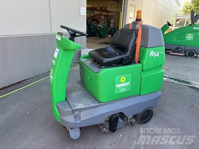 Tennant R14 Stroji za ribanje in pomivanj tal