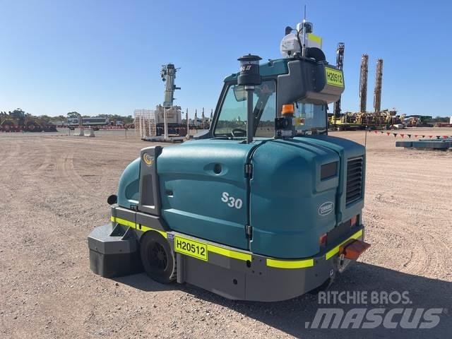 Tennant S30 Drugo