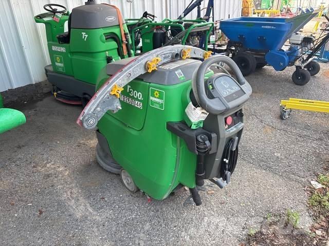 Tennant T300E Stroji za ribanje in pomivanj tal