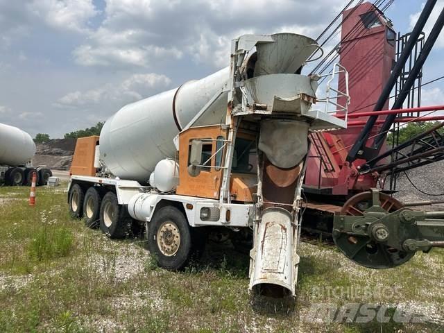 Terex  Drugi tovornjaki