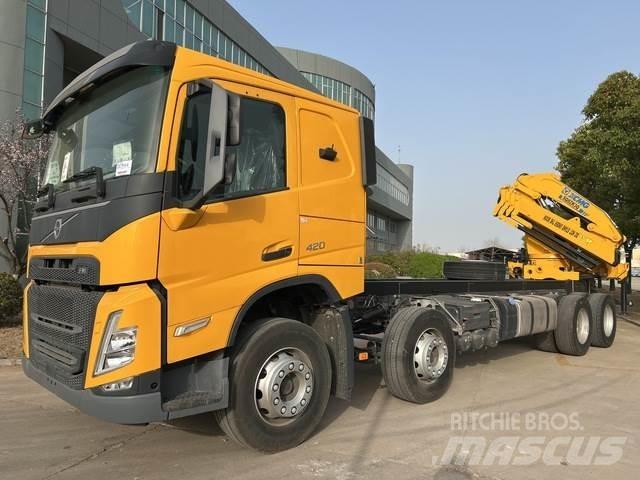 Terex FM420 Tovornjaki z žerjavom