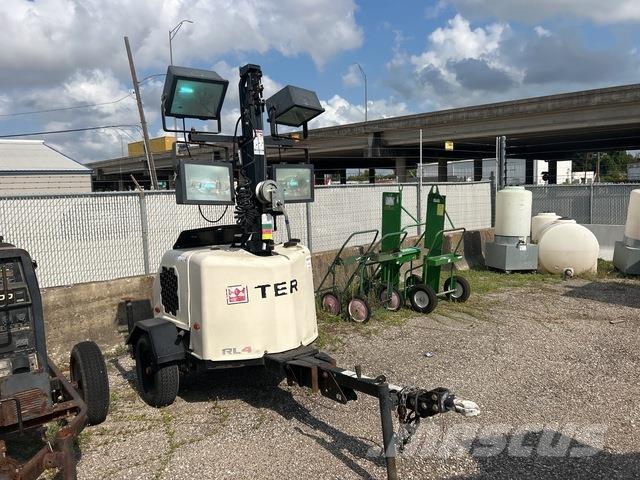 Terex RL4 Svetlobni stolpi