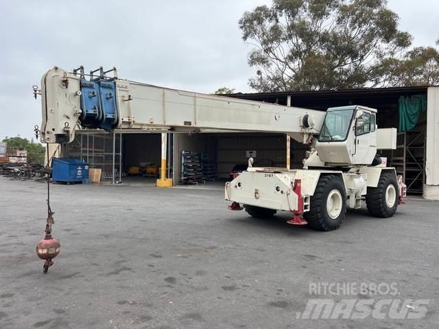 Terex RT 230 Avtodvigala