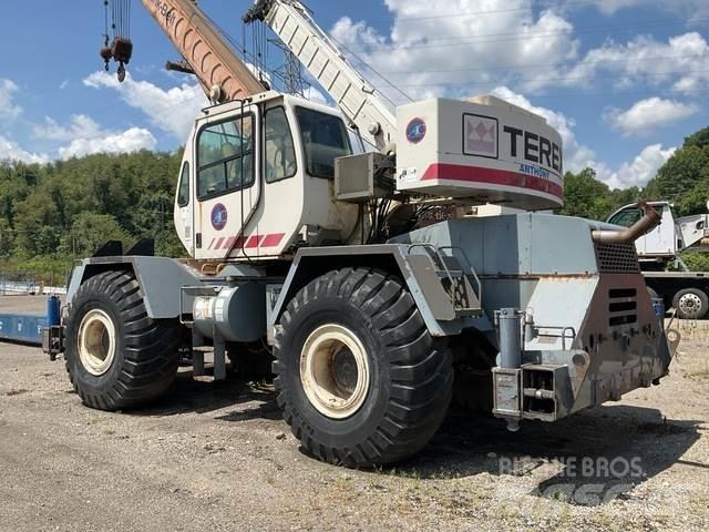 Terex RT335-1 Avtodvigala