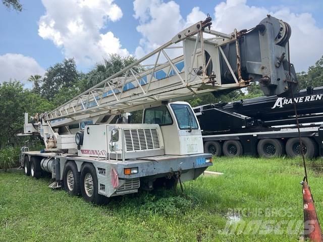 Terex T775 Dvigala na gosenicah