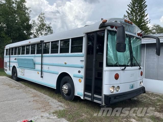 Thomas  Avtodomi in počitniške prikolice