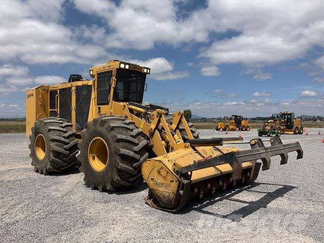 Tigercat 760B Stroji za sečnjo dreves