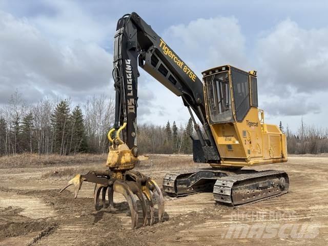 Tigercat 875E Nakladalci za les