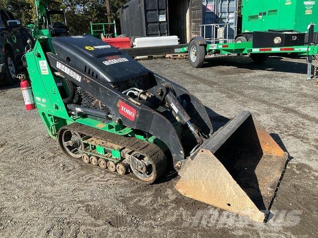 Toro 22321G Skid steer mini nakladalci