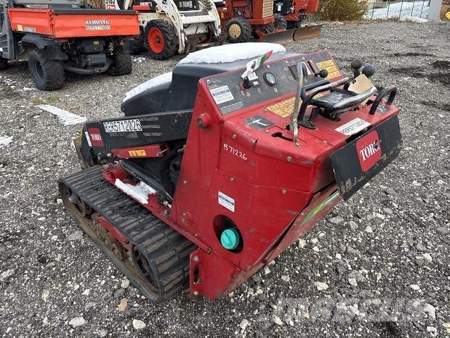 Toro 22324 Skid steer mini nakladalci