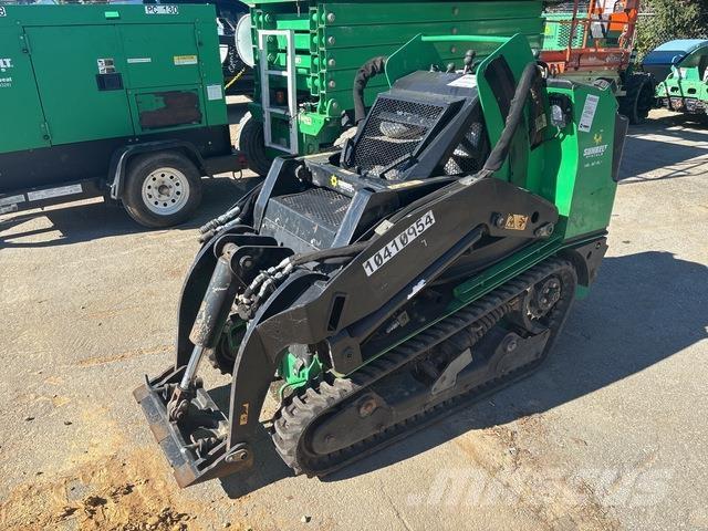Toro 22327G Skid steer mini nakladalci