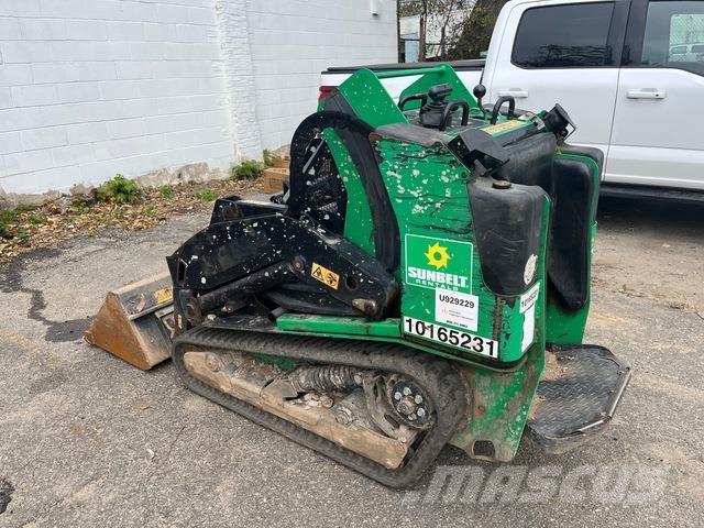 Toro 22327G Skid steer mini nakladalci