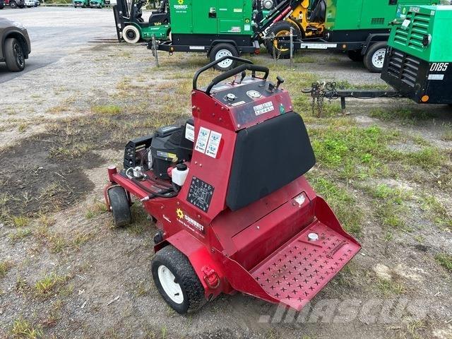Toro 23518 Prezračevalniki in rahljalniki