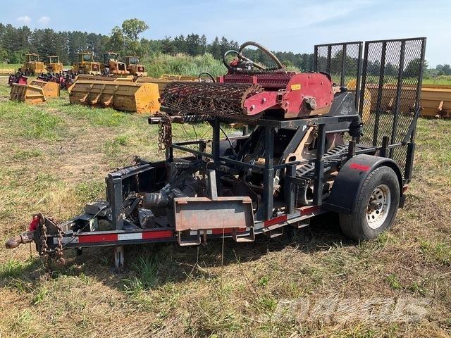 Toro 427 Skid steer mini nakladalci