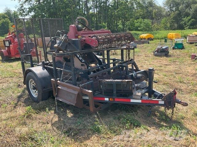 Toro 427 Skid steer mini nakladalci