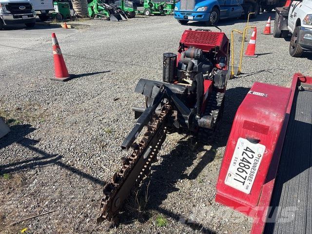 Toro TRX 250 Freze za kopanje jarkov Trenčerji