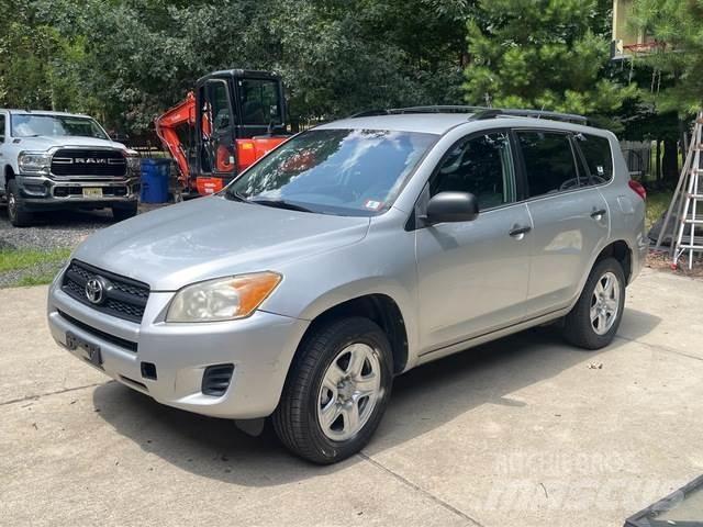 Toyota RAV4 Avtomobili