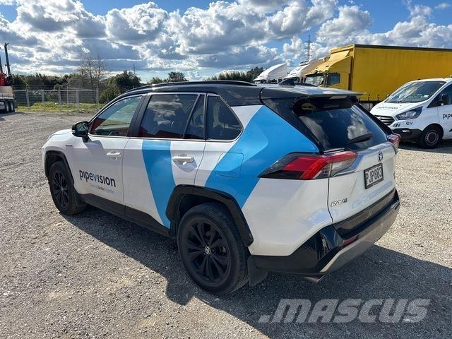 Toyota Rav4 Avtomobili