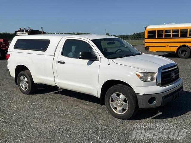 Toyota Tundra Drugi