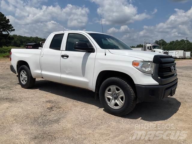 Toyota Tundra Drugi