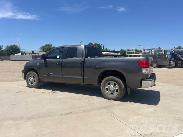 Toyota Tundra Drugi