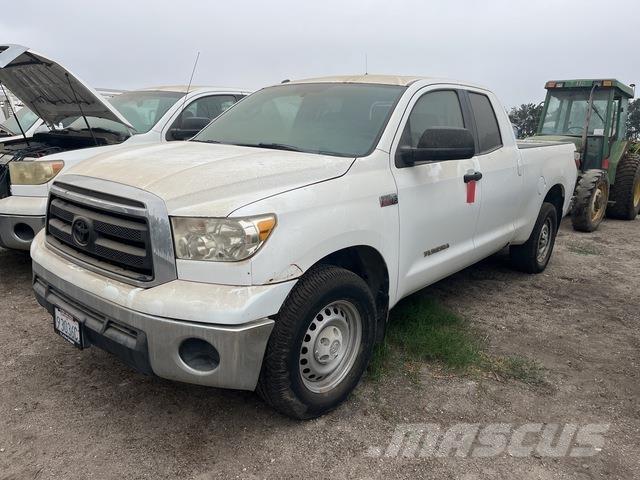 Toyota Tundra Drugi