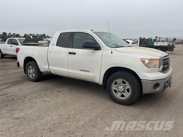 Toyota Tundra Drugi