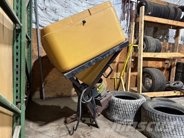  Trailhawk 750 Trosilci peska in soli