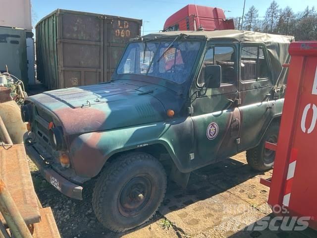  UAZ 469B Avtomobili