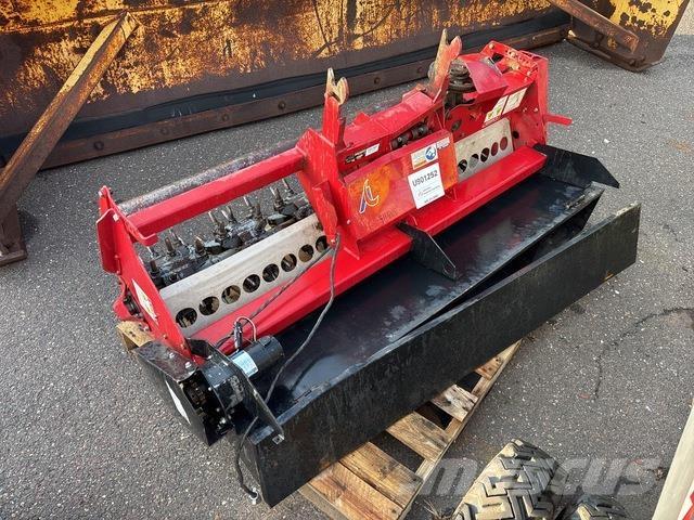 Ventrac EA600 Prezračevalniki in rahljalniki