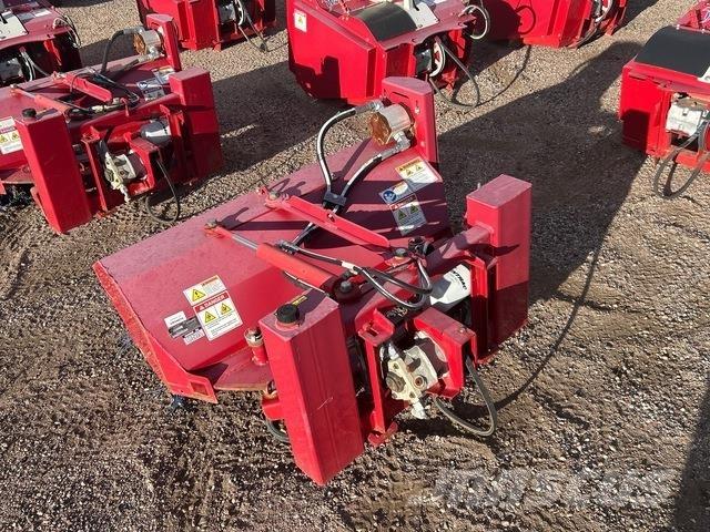 Ventrac NJ380 Metle
