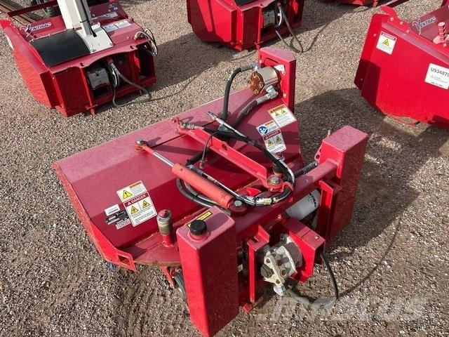 Ventrac NJ380 Metle