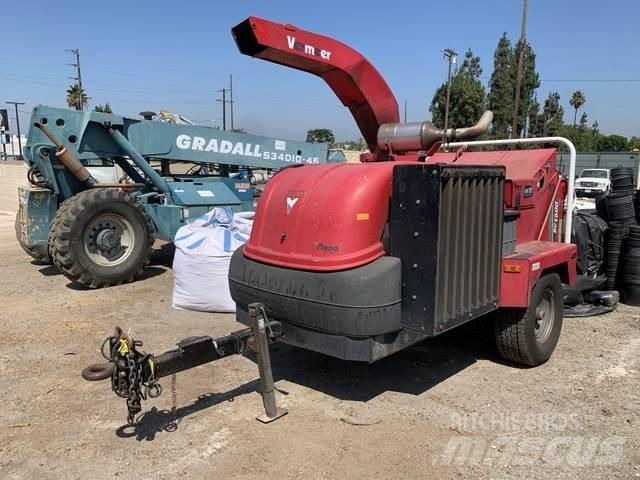 Vermeer BC1500 Drobilci lesa
