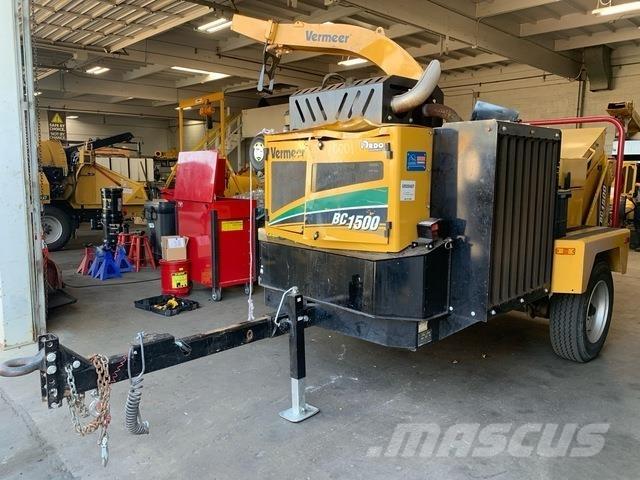 Vermeer BC1500 Drobilci lesa